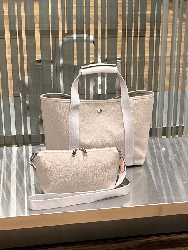 新宿タカシマヤ店】おすすめなエルベバッグ✨